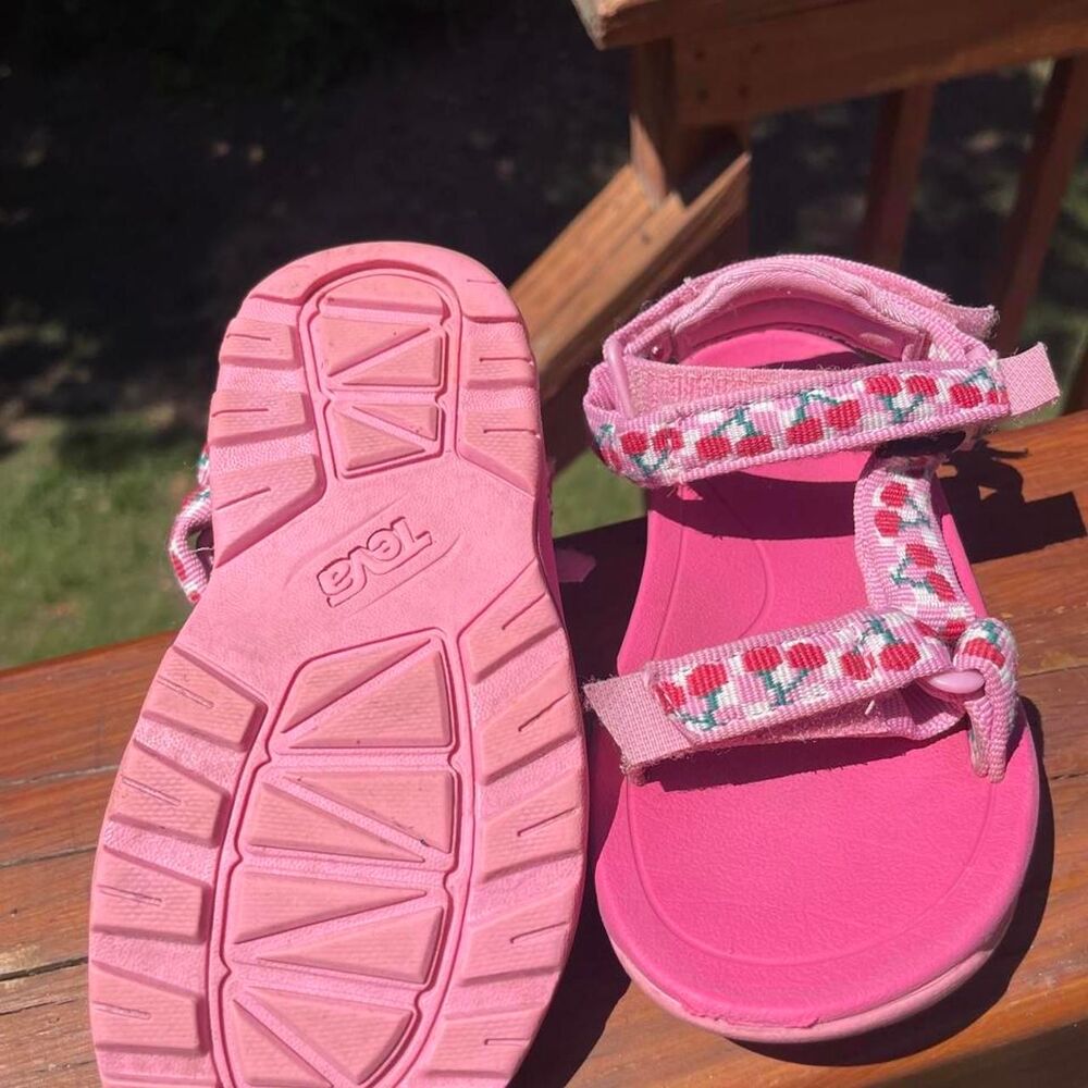 Teva Toddler 9 Pink  Water sandals Sandals